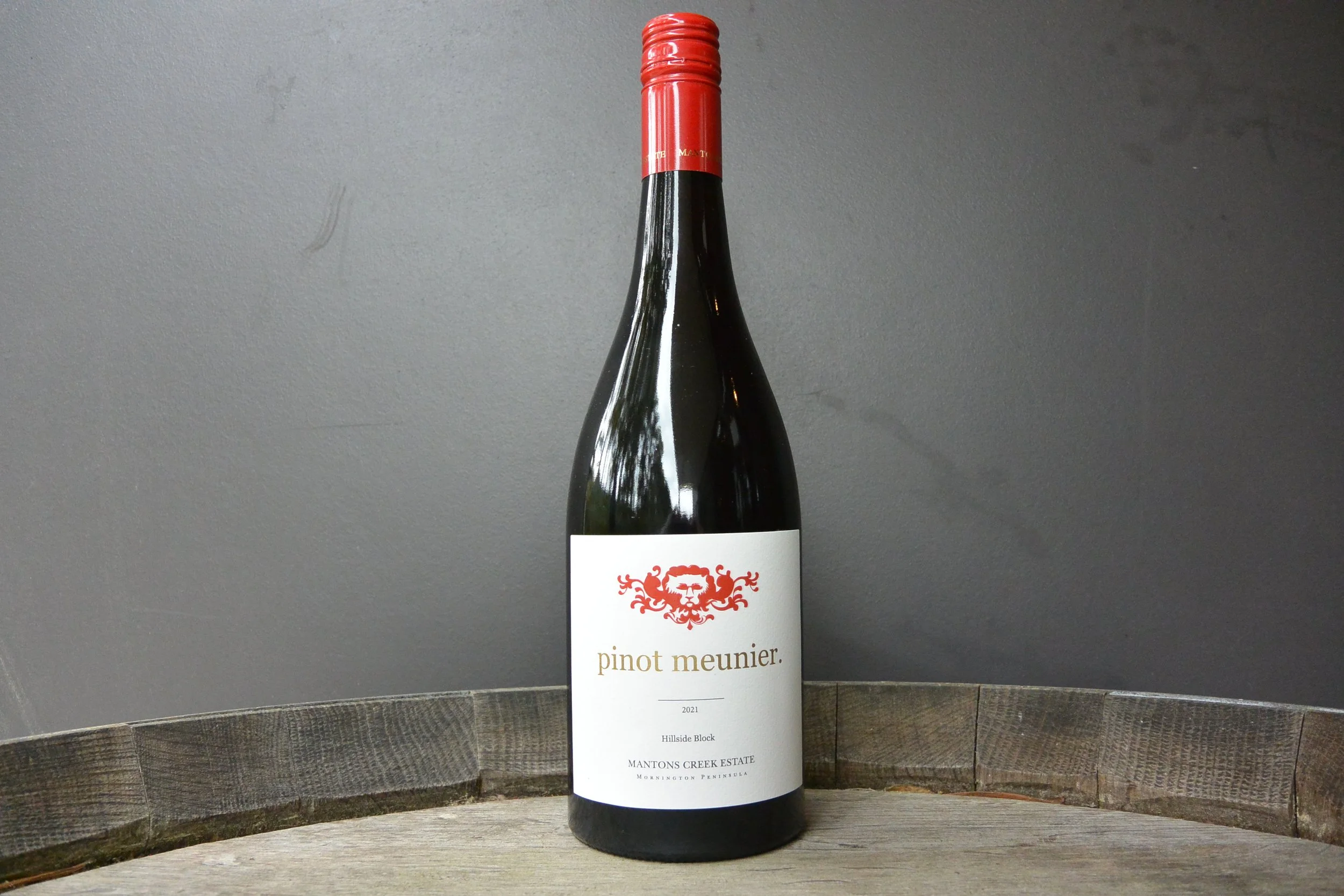 2017 Mantons Creek Estate Mornington Peninsula Pinot No 2017 Mantons Creek Estate Mornington Peninsula Pinot Noir