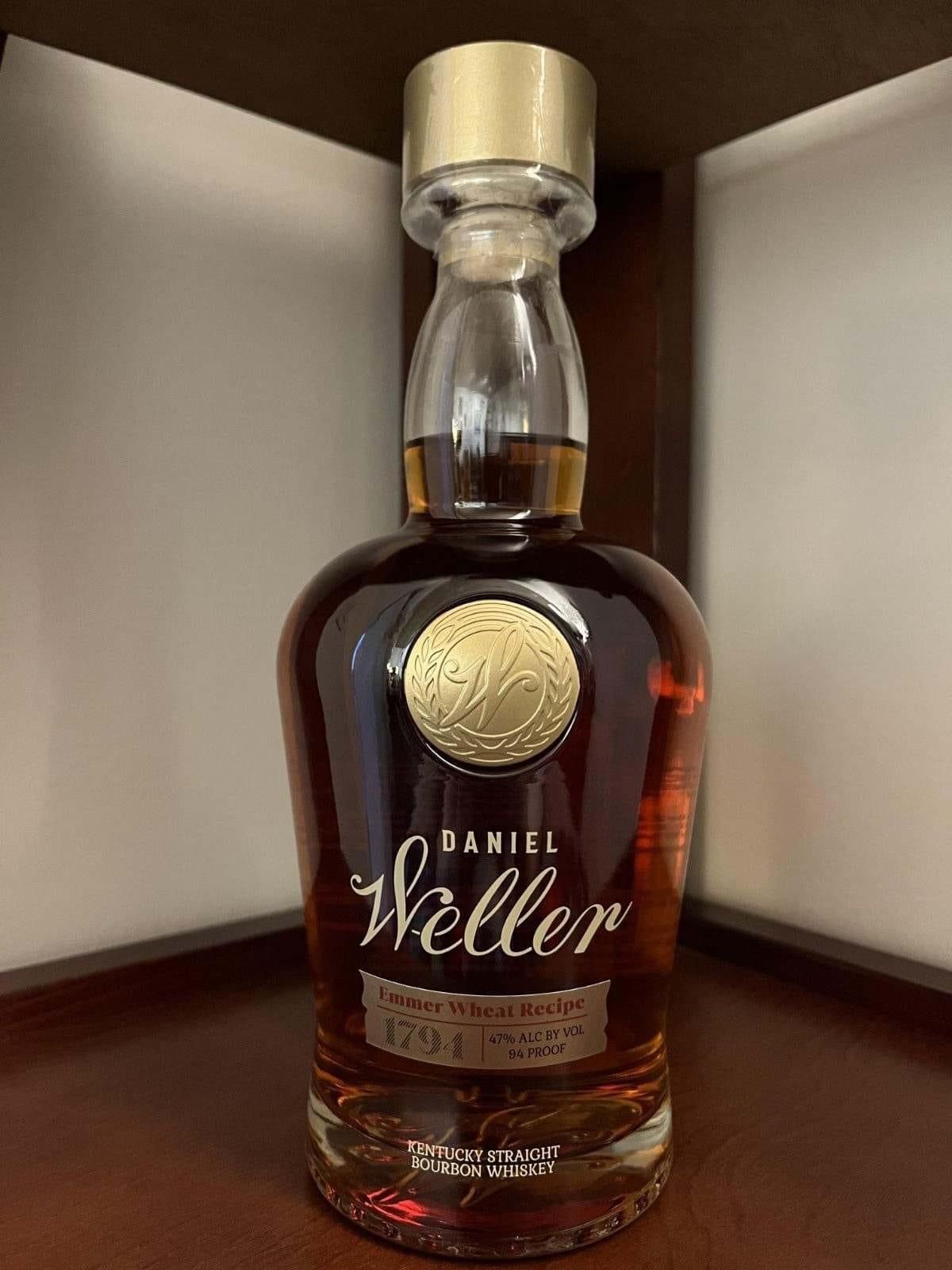 W. L. Weller Daniel Weller Emmer Wheat Recipe Straight Bourbon Whiskey W. L. Weller Daniel Weller Emmer Wheat Recipe Straight Bourbon Whiskey
